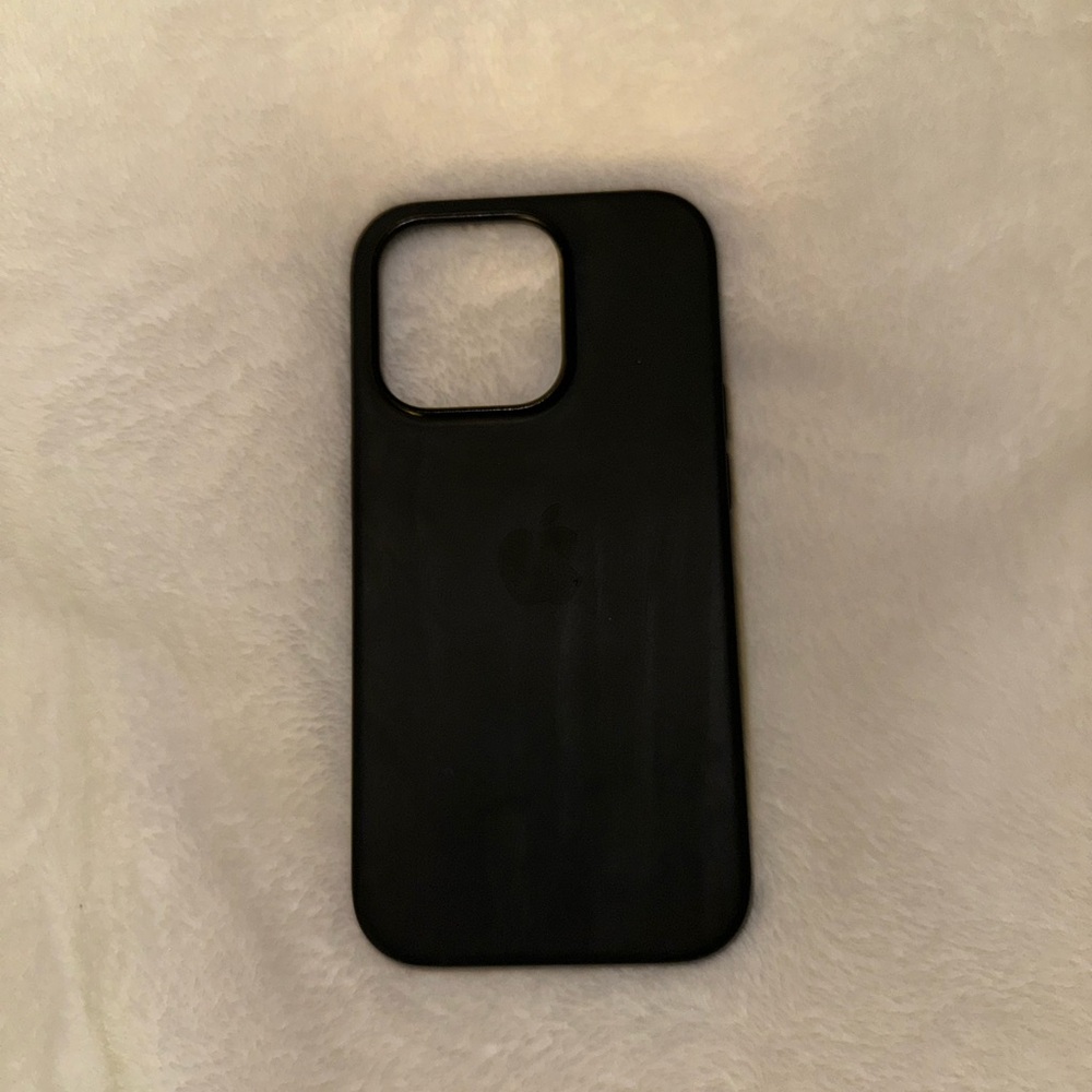 iPhone 14 Pro Apple case